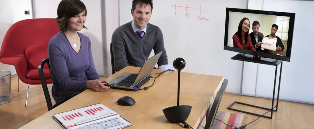 Logitech BCC950 với ống kính Carl Zeiss