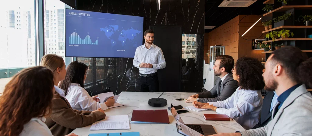 Các ứng dụng thực tế của Mic Rocware RM10